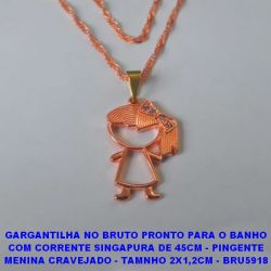 GARGANTILHA NO BRUTO PRONTO PARA O BANHO COM CORRENTE SINGAPURA DE 45CM - PINGENTE DE MENINA CRAVEJADO - TAMNHO 2X1,2CM - BRU5918