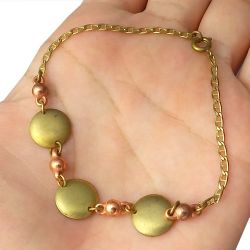 Pulseira No Bruto Pronto para Banho Tamanho Aproximado: 21cm Peso: 2,9 gramas REF: BRU774