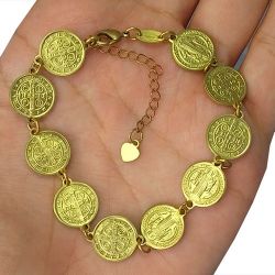 Pulseira No Bruto Pronto Para Banho Com Medalhas São Bento Tamanho Aproximado: 20,0cm Extensor: 6,0cm Peso: 10,0 gramas REF: BRU37A