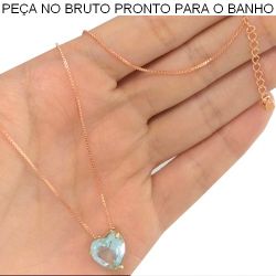 GARGANTILHA NO BRUTO PRONTO PARA O BANHO CORAÇÃO EM PEDRA GLASS TAMANHO APROXIMADO CORRENTE:45CM TAMANHO PINGENTE:1CM 2GR REF.BRU1075