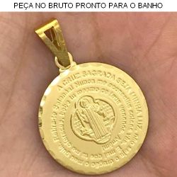 PINGENTE NO BRUTO PRONTO PARA O BANHO JÁ NO COBRE ORAÇÃO DE SÃO BENTO TAMANHO APROXIMADO: 25MM REF:BRU132