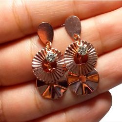 Brinco No Bruto Pronto Para Banho Tamanho Aproximado: 3,0cm Peso: 1,4 gramas REF: BRU1922