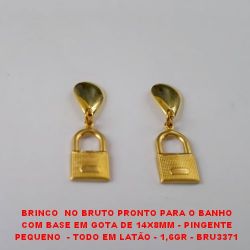 BRINCO  NO BRUTO PRONTO PARA O BANHO COM BASE EM GOTA DE 14X8MM - PINGENTE PEQUENO  - TODO EM LATÃO - 1,6GR - BRU3371