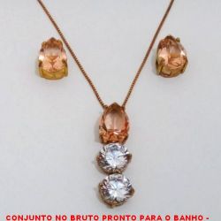 CONJUNTO NO BRUTO PRONTO PARA O BANHO -  CONJUNTO COM PINGENTE COM ZIRCONIA 10X14 E ZIRCONIAS  10X10 - BRINCO COM ZIRCONIA 10X14 - COM BASES  EM ALTA FUSÃO - ZIRCONIAS COLORIDAS -  PESO:10,5GR - BRU4024