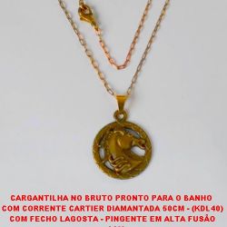 CARGANTILHA NO BRUTO PRONTO PARA O BANHO  COM CORRENTE CARTIER DIAMANTADA 50CM - (KDL40) COM FECHO LAGOSTA - PINGENTE EM ALTA FUSÃO - 2CM BRU2626