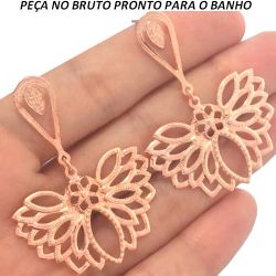 BRINCO NO BRUTO PRONTO PARA BANHO JA NO COBRE EM PENDURICADO VAZADOS 5GR TAMANHO APROXIMADO:5CM REF.BRU889