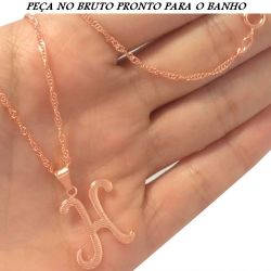GARGANTILHA NO BRUTO PRONTO PARA O BANHO COM A LETRA ''H'' TAMANHO APROXIMADO:45CM TAMANHO PINGENTE:2CM 2,5GR REF.BRU993