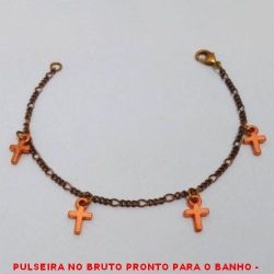 PULSEIRA NO BRUTO PRONTO PARA O BANHO -  PULSEIRA FEMININA COM PENDURICALHOS DE  CRUZ - TAMANHO:18,5CM - PESO:2,7GR - BRU3961