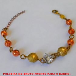PULSEIRA NO BRUTO PRONTO PARA O BANHO - PULSEIRA FEMININA DE BOLINHAS TRABALHADAS  DE 7MM, BOLINHAS DIAMATADAS DE 10MM E CONECTOR DE ZIRCONIA 10x10 - TAMANHO:17,8CM - PESO:7,2GR - BRU3875