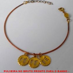PULSEIRA NO BRUTO PRONTO PARA O BANHO -  PULSEIRA FEMININA COM EXTENSOR E  PENDURICALHOS DE CÍRCULO VAZADO NA PALAVRA  ''FÉ'' - TAMANHO:18,7CM - PESO:3,2GR - BRU3882