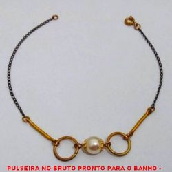 PULSEIRA NO BRUTO PRONTO PARA O BANHO -  PULSEIRA FEMININA COM ARGOLAS E PÉROLA DE  7MM - TAMANHO:21,0CM - PESO:2,1GR - BRU3779