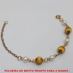 PULSEIRA NO BRUTO PRONTO PARA O BANHO -  PULSEIRA FEMININA COM PÉROLAS DE 5MM  E BOLAS TRABALHADAS DE 8MM - TAMANHO: 18,0CM - PESO:3,0GR - BRU4159