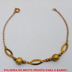 PULSEIRA NO BRUTO PRONTO PARA O BANHO -  PULSEIRA FEMININA COM CONECTORES VAZADOS  E BOLINHAS DE 7MM - TAMANHO:20,8CM -  PESO:2,4GR - BRU4263