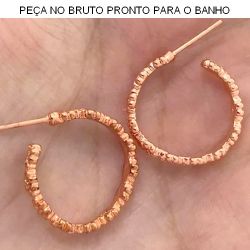 BRINCO ARGOLA NO BRUTO PRONTO PARA BANHO BAIXA FUSÃO 4.3GR TAMANHO APROXIMADO:2CM REF.BRU1761
