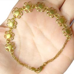 Pulseira No Bruto Pronto Para Banho Com Flor Toda Trabalhada Tamanho Aproximado: 19,0cm Peso: 2,8 gramas REF: BRU604
