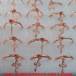 ANEL NO BRUTO PRONTO PARA O BANHO  COM UMA CRUZ VASADA PENDURICALHO - PESO 0,9GR - 5077