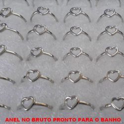 ANEL NO BRUTO PRONTO PARA O BANHO (ANEL BANHADO NO NIQUEL) COM UM CORAÇÃO VASADO - PESO TOTAL 1,4GR - AN00047