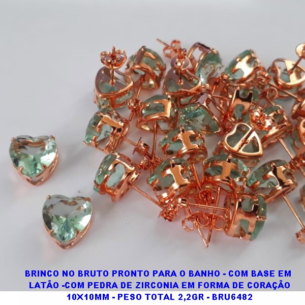 BRINCO NO BRUTO PRONTO PARA O BANHO - COM BASE EM  LATÃO -COM PEDRA DE ZIRCONIA EM FORMA DE CORAÇÃO 10X10MM - PESO TOTAL 2,2GR - BRU6482