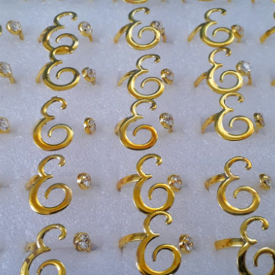 ANEL NO BRUTO PRONTO PARA O BANHO EM LATÃO COM UMA PEDRA DE ZIRCONIA  - ANEL00078