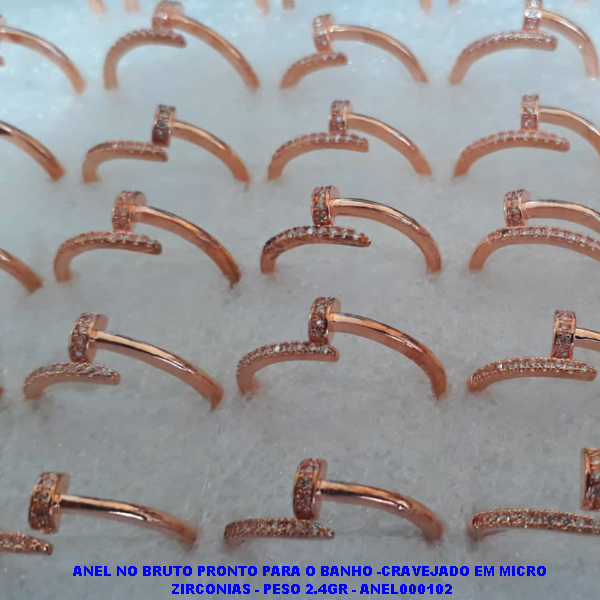 ANEL NO BRUTO PRONTO PARA O BANHO -CRAVEJADO EM MICRO  ZIRCONIAS - PESO 2.4GR - ANEL000102