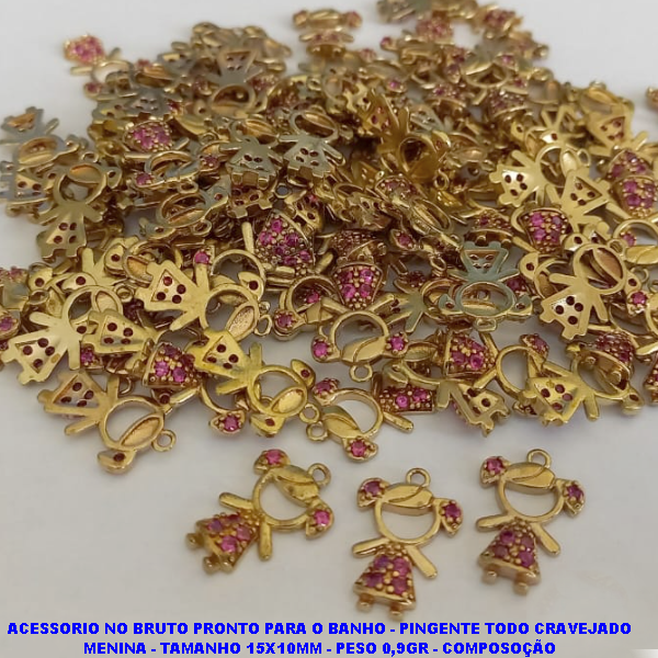 PINGENTE NO BRUTO PRONTO PARA O BANHO (CX14) - PINGENTE TODO CRAVEJADO MENINA - TAMANHO 15X10MM - PESO 0,9GR - COMPOSOÇÃO 70% LATÃO E 30% ZIRCONIAS - BRU7517