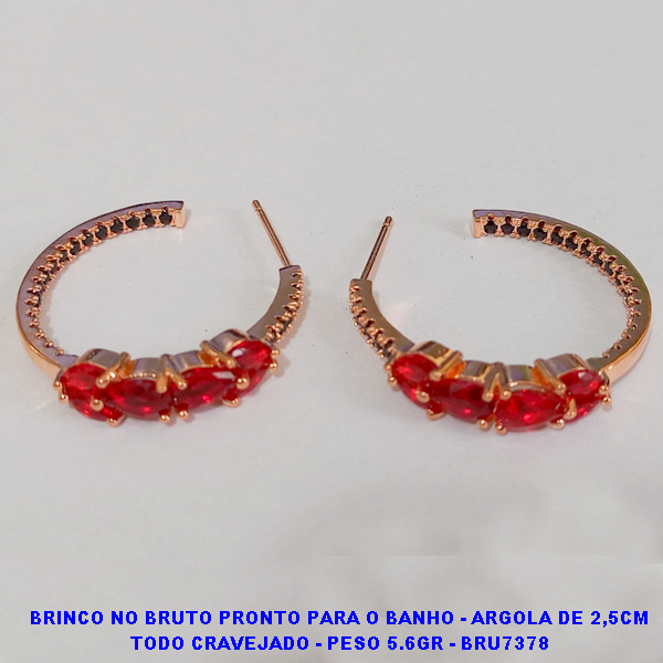BRINCO NO BRUTO PRONTO PARA O BANHO - ARGOLA DE 2,5CM TODO CRAVEJADO - PESO 5.6GR - BRU7378