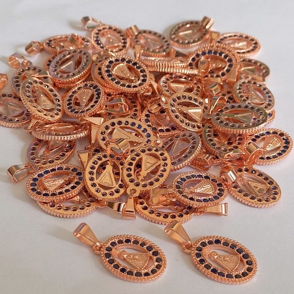 PINGENTE NO BRUTO PRONTO PARA O BANHO (CX22) - NOSSA SENHORA APARECIDA DE 20MM(2CM) PESO TOTAL 1,3GR - TODO CRAVEJADO EM ZIRCONIAS CRISTAL - BRU000147