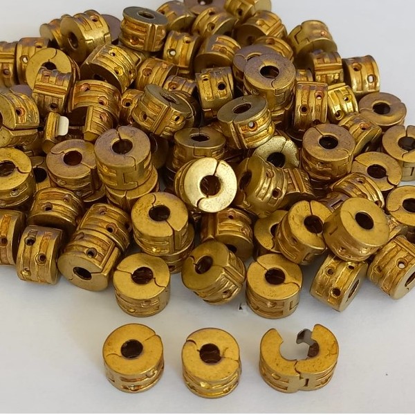 ACESSORIO NO BRUTO PRONTO PARA O BANHO(CX51) (8MM)- BERLOQUE PARA PULSEIRA SIMILAR A PANDORA(PEÇA VENDIDA POR UNIDADE)(ESPACE TRAVA) - PESO 1,5GR - BRU000173