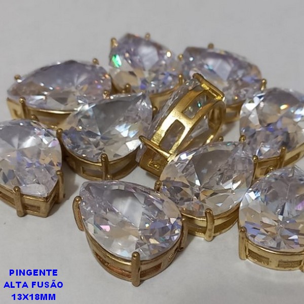 PINGENTE NO BRUTO PRONTO PARA O BANHO - COM BASE (ALTA FUSÃO)TAMANHO 13X18MM - PESO TOTAL 1,9GR - "(ZIRCONIA CRISTAL)"- BRU000385