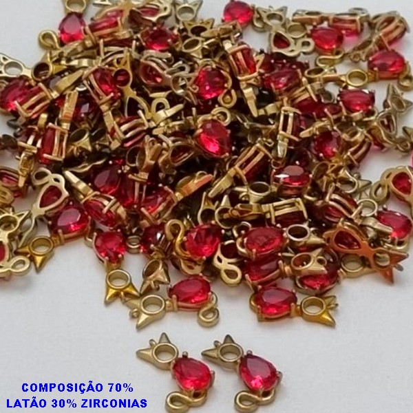 PINGENTE NO BRUTO PRONTO PARA O BANHO (CX32) - COM PINGENTE DE GATO  EM 70% LATÃO E 30% ZIRCÔNIA - TAMANHO 16X10MM -  PESO TOTAL 1,1GR - BRU000571