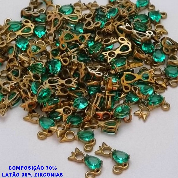 PINGENTE NO BRUTO PRONTO PARA O BANHO (CX32) - COM PINGENTE DE GATO  EM 70% LATÃO E 30% ZIRCÔNIA - TAMANHO 16X10MM -  PESO TOTAL 1,1GR - BRU000572