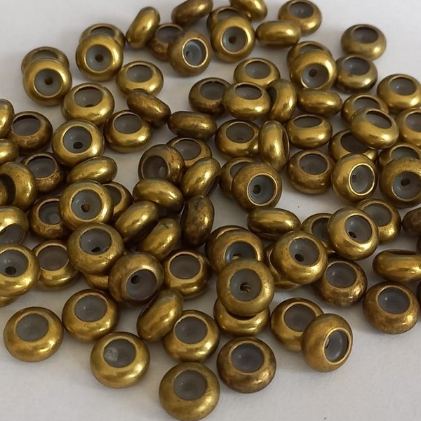 ACESSORIO CONECTOR COM SILICONE - COMPOSIÇÃO50% LATÃO E 50% SILICONE - (VENDIDO POR UNIDADE )TAMANHO 8MM - BRU000593