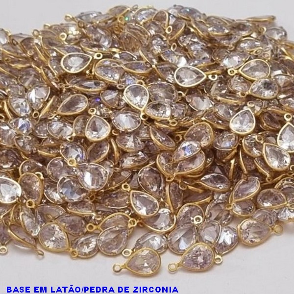 PINGENTE NO BRUTO PRONTO PARA O BANHO(CX104) -  PINGENTE FORMATO GOTA TAMANHO 4X7MM COMPOSIÇÃO LATÃO E ZIRCONIA - PESO DA UNIDADE 0,3GR -( PRODUTO VENDIDO POR UNIDADE) BRU000609