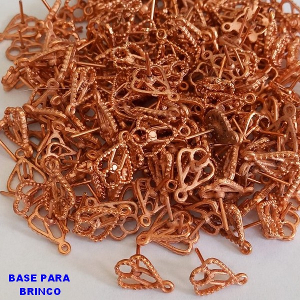 ACESSÓRIO NO BRUTO PRONTO PARA O BANHO BASE PARA BRINCO EM BAIXA FUSÃO TODA TRABALHADA (PESO DO PAR 0,7GR (TAMANHO 12X9MM) BRU000619