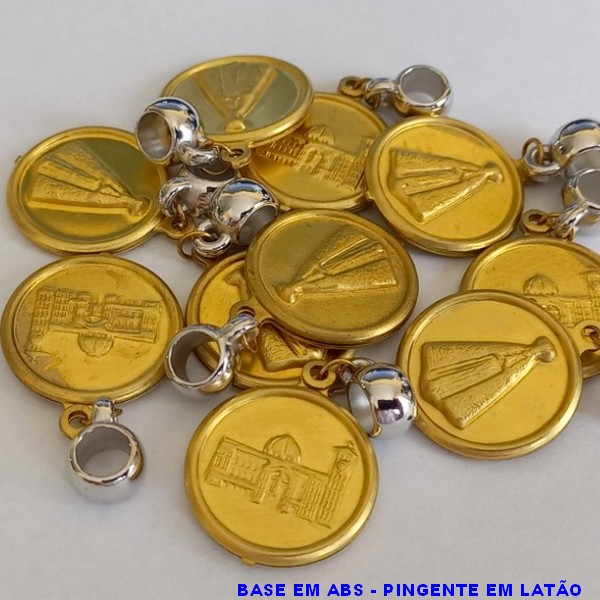 ACESSÓRIO NO BRUTO PRONTO PARA O BANHO(E1096)BASE EM ABS - MEDALHA NOSSA SENHORA APARECIDA 20MM -  BERLOQUE PARA PULSEIRA SIMILAR A PANDORA(PEÇA VENDIDA POR UNIDADE) - PESO 2,3GR - BRU000739