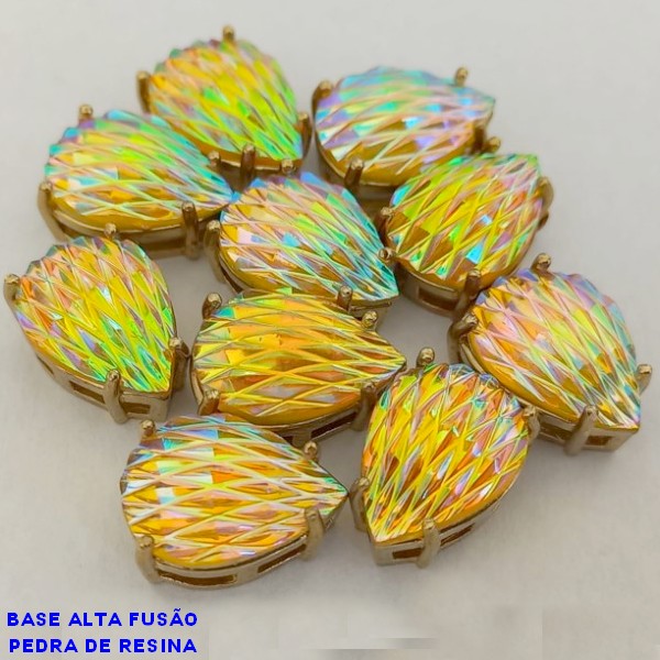 ACESSORIO NO BRUTO PRONTO PARA O BANHO  COM BASE EM (ALTA FUSÃO )TAMANHO 10X14 - "RESINA ACRILICA" PESO TOTAL 1.1GR - BRU000776