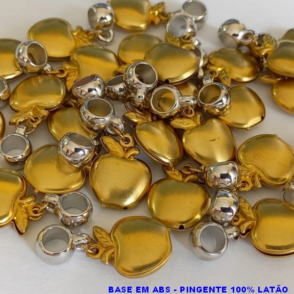 ACESSÓRIO NO BRUTO PRONTO PARA O BANHO MAÇA DUPLA P/ RESINA 28MM - BERLOQUE PARA PULSEIRA SIMILAR A PANDORA(PEÇA VENDIDA POR UNIDADE) - PESO 1,5GR - BRU000816