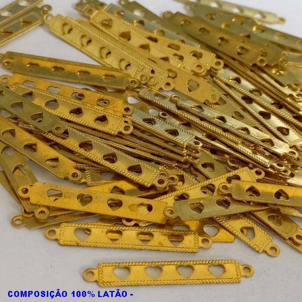 ACESSÓRIO BRUTO PRONTO PARA BANHO (CX20) -  (E3109) CHAPINHA CORAÇÕES  VENDIDA POR UNIDADE COMPOSIÇÃO LATÃO - PESO 0,5GR - TAMANHO 30MM BRU000860