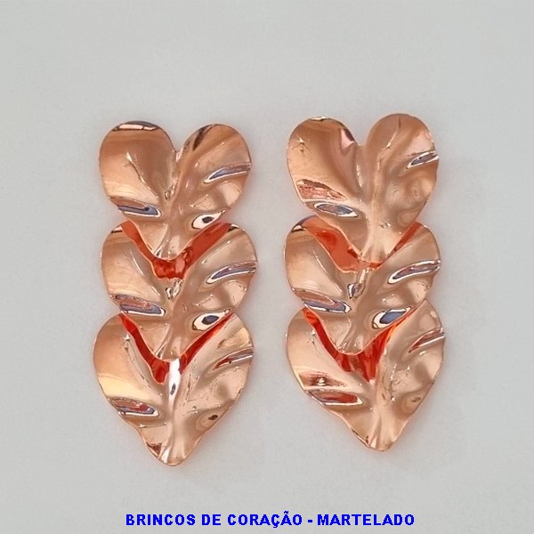 BRINCO NO BRUTO PRONTO PARA O BANHO(CX97) -  BRINCO FORMATO CORAÇÃO 3 PEÇAS TAMANHO 65X30MM -  PESO 18GR - BRU100350A