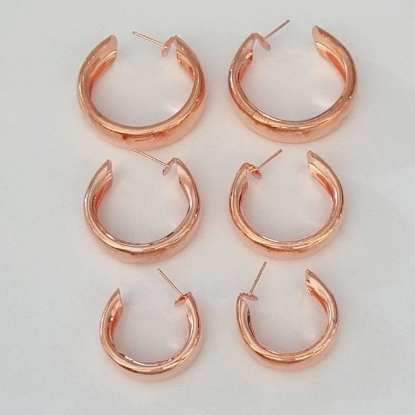 TRIO DE BRINCO NO BRUTO PRONTO PARA O BANHO -  TRIO DE BRINCO ARGOLA  TAMANHO 40\35\30 LARGURA -  PESO 16GR - BRU100352A