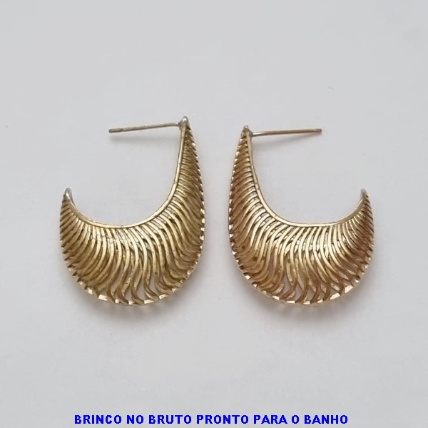 BRINCO NO BRUTO PRONTO PARA O BANHO(CX87) - 100%LATÃO DESIGNMODERNO VAZADO 23MM  - PESO TOTAL 5,2GR - BRU100361A