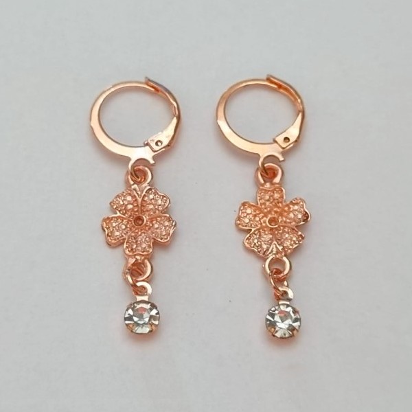 BRINCO NO BRUTO PRONTO PARA O BANHO- ARGOLA DE PRESSÃO FLOR E STRASS TAMANHO 36MM PESO 2,1GR - BRU100410A