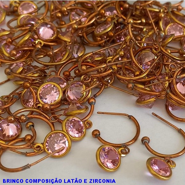 BRINCO NO BRUTO PRONTO PARA O BANHO(CX92) - BASE DE ARGOLINHA 100% LATÃO E ZIRCONIAS 8MM - PESO TOTAL 2,2GR - BRU1703