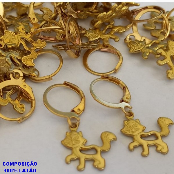 BRINCO NO BRUTO PRONTO PARA O BANHO - COMPOSIÇÃO 100% LATÃO (2007) PINGENTE GATO VAZ 16MM 1,3GR BRU6099