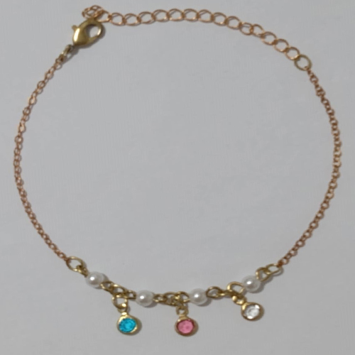 PULSEIRA NO BRUTO PRONTO PARA O BANHO(CX106) - PULSEIRA FEMININA COM TRÊS ZIRCÔNIA (AZUL-ROSA-CRISTAL) + QUATRO PEROLA - TAMANHO 17CM + EXTENSOR - PESO 1.5GR E FECHO LAGOSTA - BRU11049A