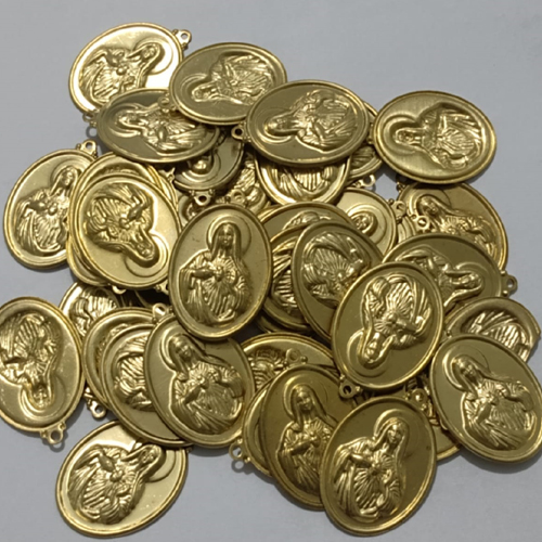 ACESSORIO NO BRUTO PRONTO PARA O BANHO (CX19) - (E1789) MEDALHA NOSSA SENHORA (ALTO RELEVO) 35.6X24.9MM - (PEÇA VENDIDA POR UNIDADE) PESO 2.3GR  - BRU000983