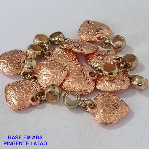 ACESSORIO NO BRUTO PRONTO PARA O BANHO(7474)(CX 128) PINGENTE CORAÇÃO DESENHADO 18MM - BERLOQUE PARA PULSEIRA SIMILAR A PANDORA(PEÇA VENDIDA POR UNIDADE) PENDENTE ABS - PESO 1,1GR - BRU000997