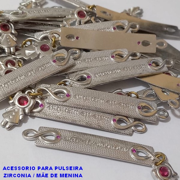 PINGENTE NO BRUTO PRONTO PARA O BANHO (CX14) (ALTA FUSÃO)COM ZIRCONIAS(MAE DE MENINA) TAMANHO 4CM - PESO TOTAL 2,9GR - BRU000999B