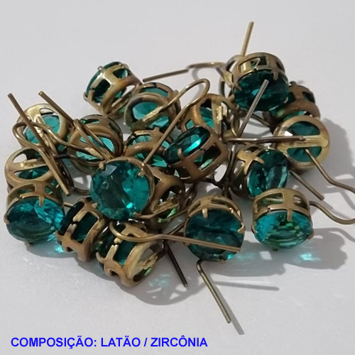 BRINCO NO BRUTO PRONTO PARA O BANHO(CX88) - COMPOSIÇÃO LATÃO/ZIRCÔNIA VERDE BASE 10X10MM PESO - 3,2GR BRU001166A