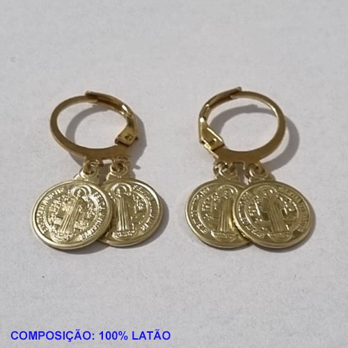 BRINCO NO BRUTO PRONTO PARA O BANHO - COMPOSIÇÃO 100% LATÃO ARGOLA DE PRESSÃO(2951) PINGENTE SÃO BENTO EM PÉ 11MM COM 2 3,0GR BRU001232A